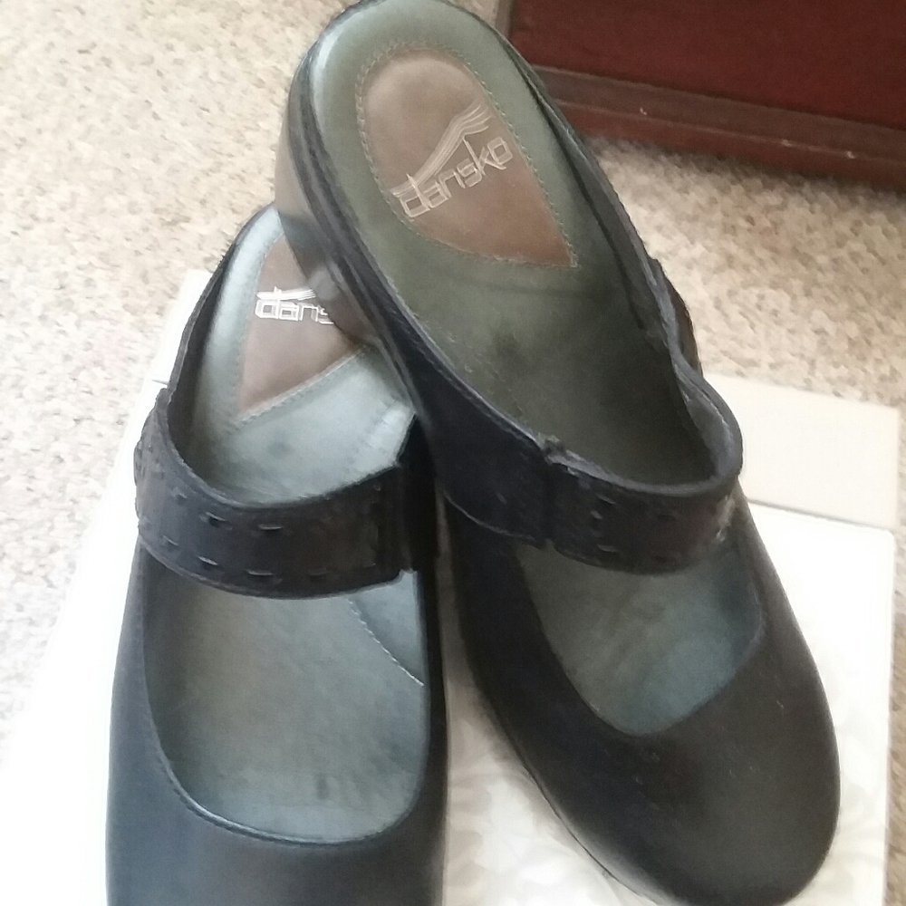 Dansko shoes
